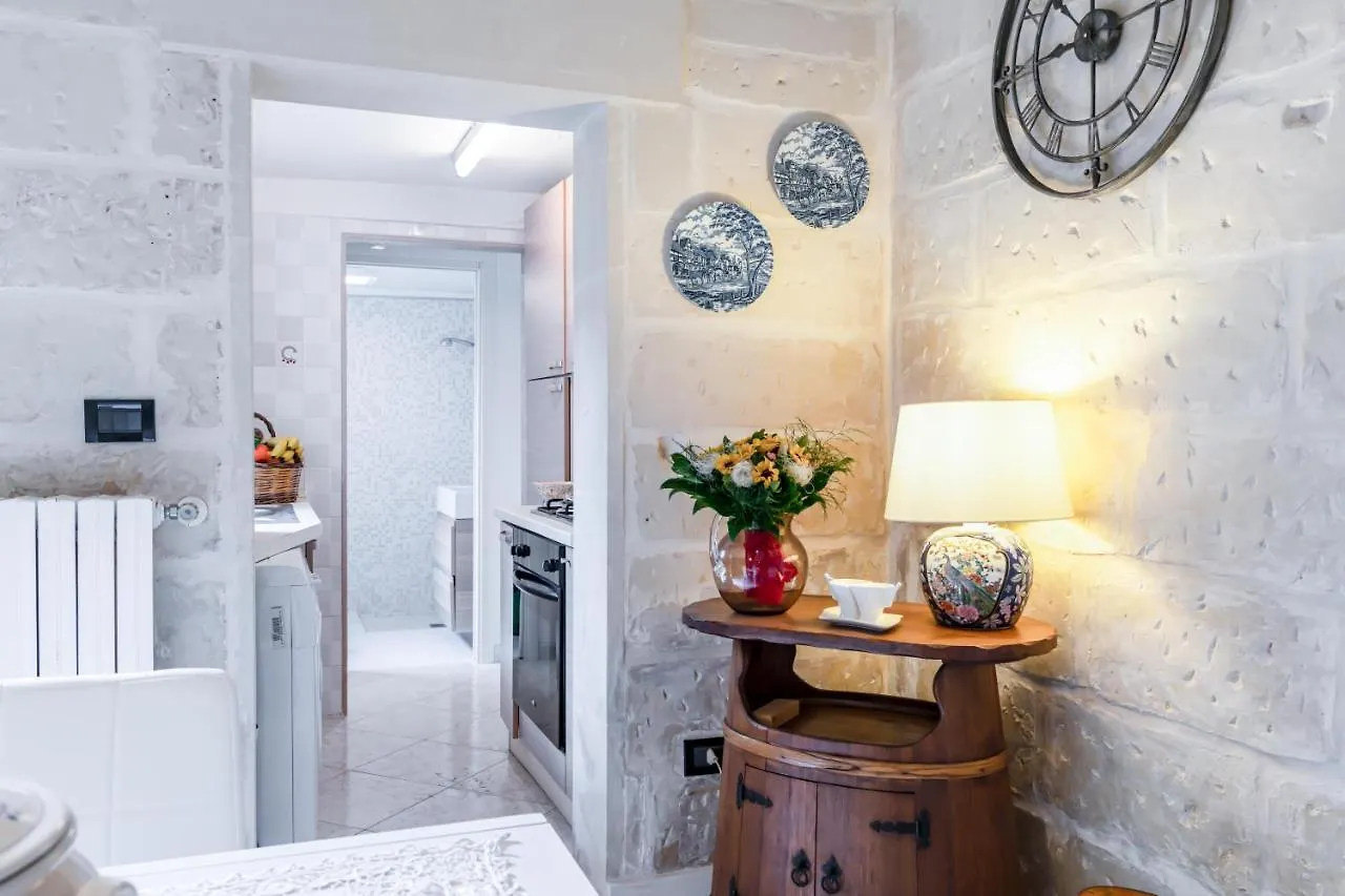 Lecce Centro Exclusive Apartment 0*,